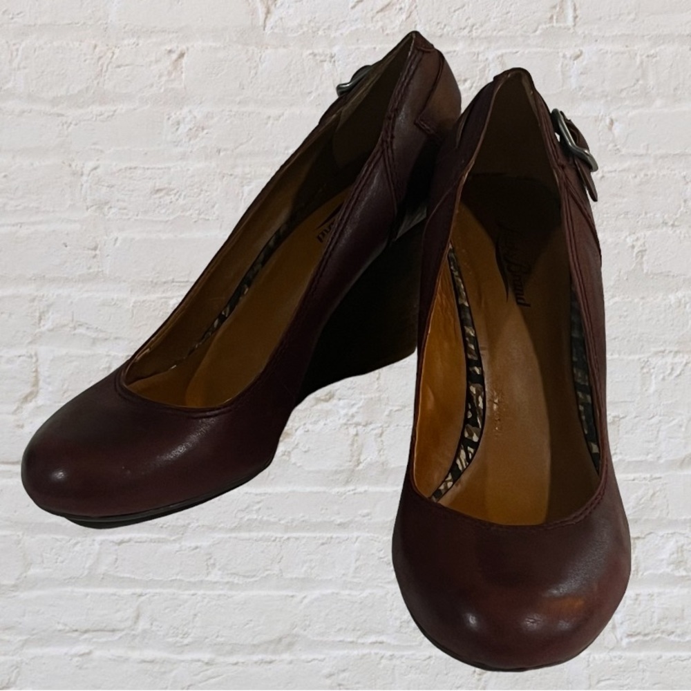 SIZE 6 Lucky Brand Merlot Dark Brown Leather LK Gately High Heel Wedge Shoes